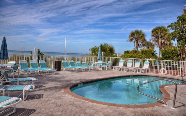 Lazy Dolphin Condo by RedAwning