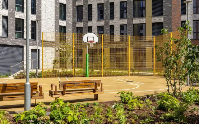 Student Only Winfield Court