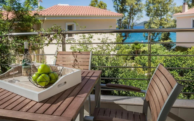 Eucalyptus Apartments Apartment Thalassa