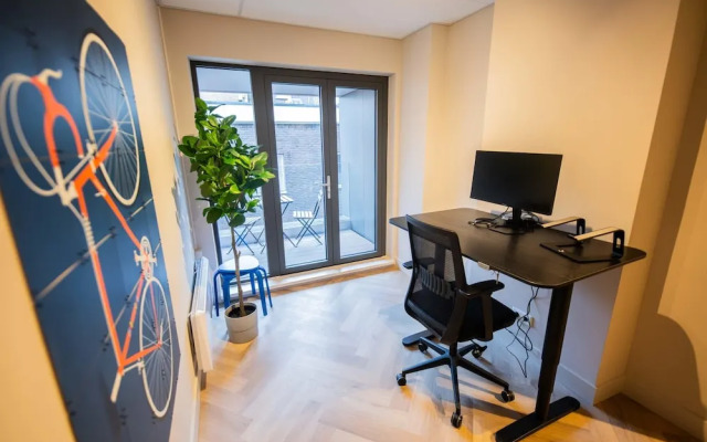 Joyful Serviced Studio Apartment -ks71-j