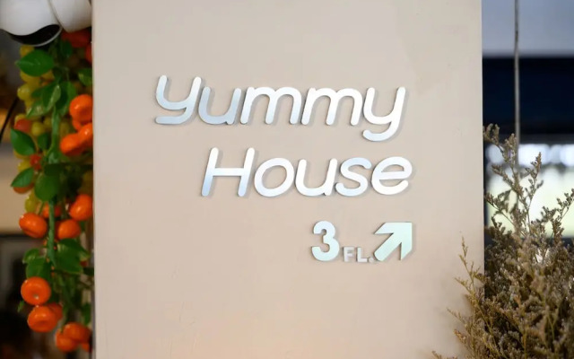 Yummy House