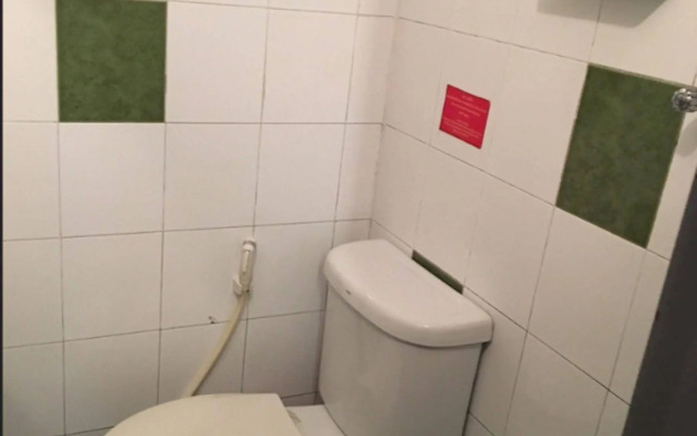 New iHouse Hotel - Hostel