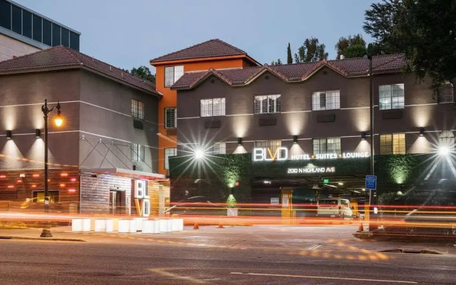 The BLVD Hotel & Suites