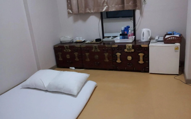 Saerim Hotel