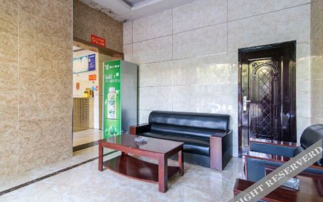 Yunmeng Ruixin Express Hotel