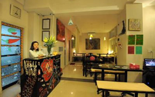 Hue Nino Hotel