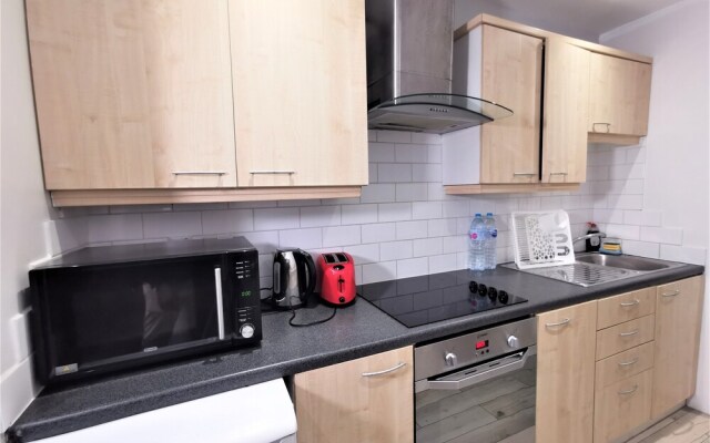 Spacious 2 bed flat in Camden