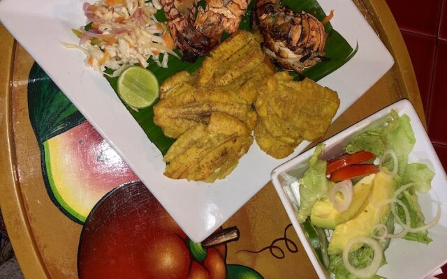 Auber Cayes Guest House