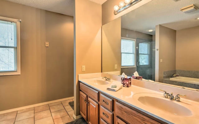 Charming Craftsman Home in Downtown Bartlesville!