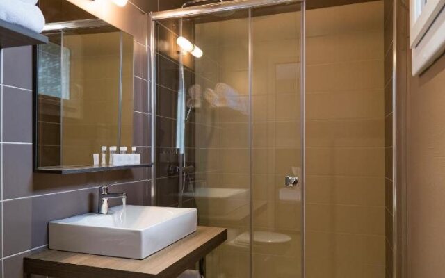 Logis Hôtel Restaurant Le Pardaillan