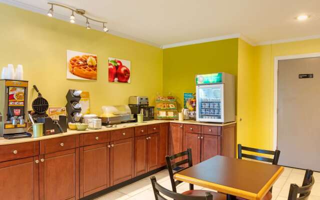 Quality Inn Cleveland North