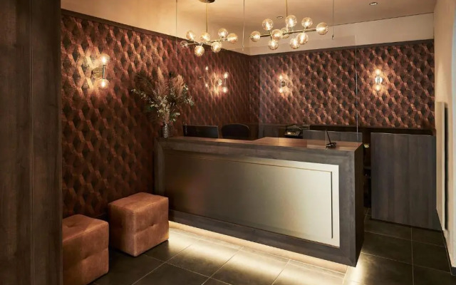 Vista Lakefront Boutique Hotel