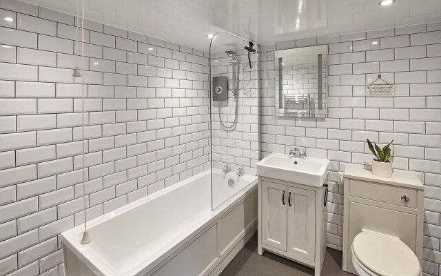 Host Stay The Hayloft