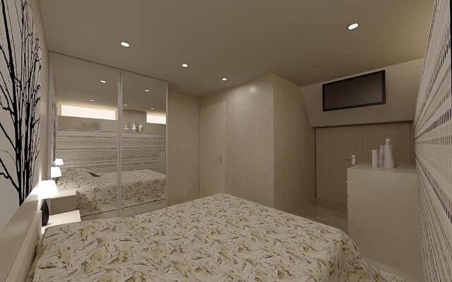 Zaav Apartment