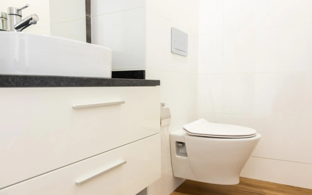 3 bdr aprt, stunning seaview, rooftop pool - LCGR