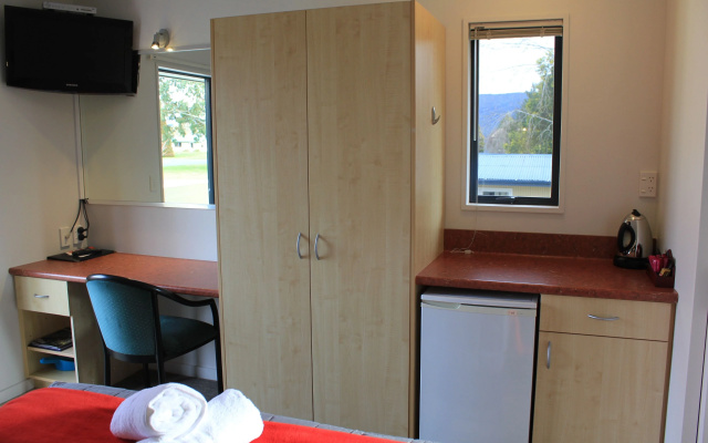 Bella Vista Motel Te Anau – Guest Rooms – Te Anau