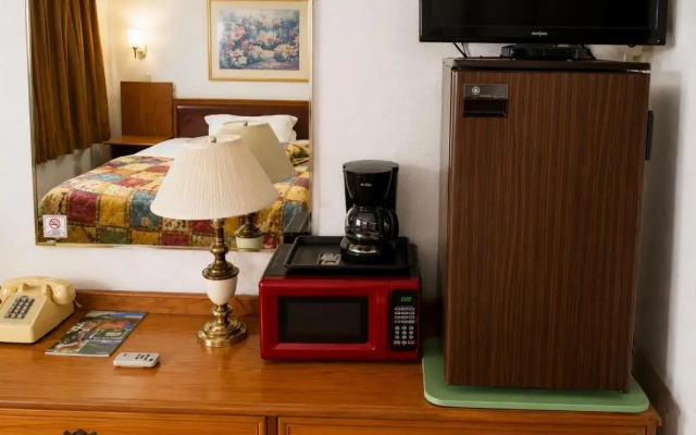 Santa Fe Motel Tehachapi by Hotel O