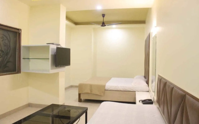 OYO 30840 Hotel Derby