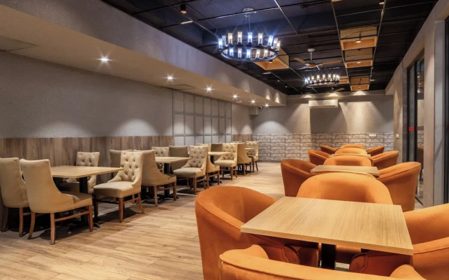 Housr Sector 42 Gurgaon Golf Course Road