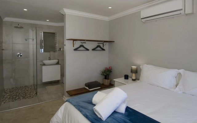 404 Cozumel Umdloti Beachfront Magic