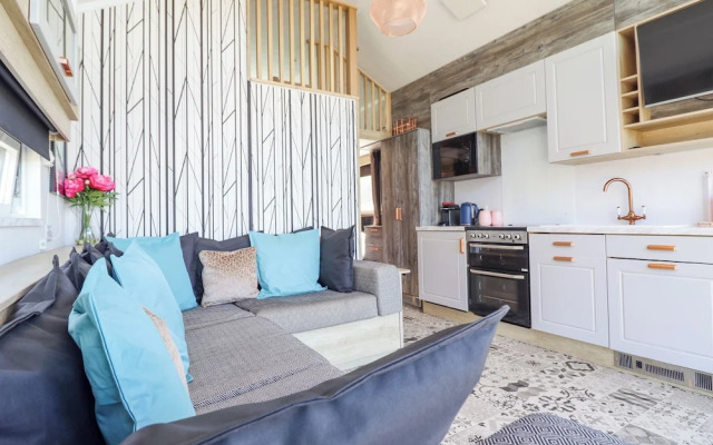 Posh Pod