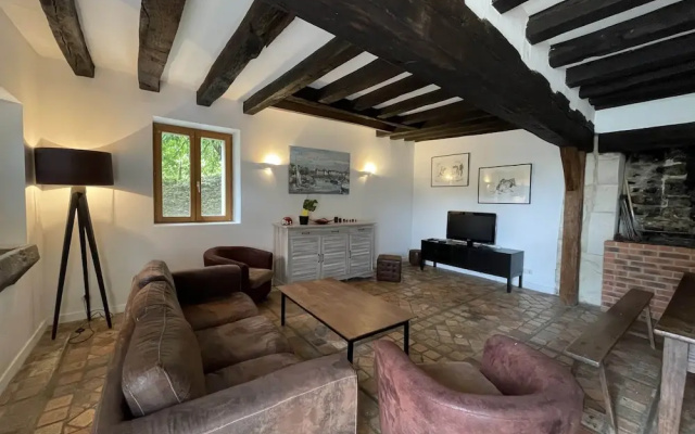 Relaxing Nature Stay in Thoree-les-pins