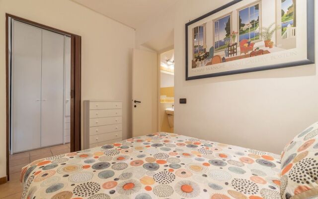 Colosseo Modern Apartment