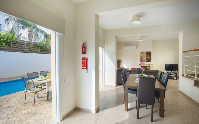 Protaras Delfini Villas