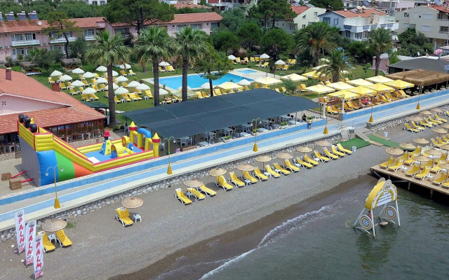 Palm Beach Otel