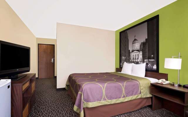 Super 8 by Wyndham Muncie/Ball St. College Area