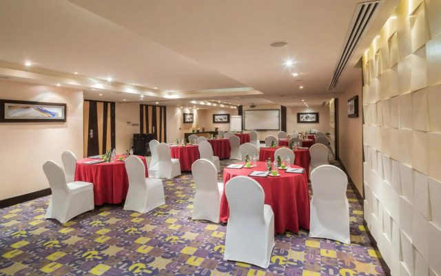 Novotel Suites Riyadh Olaya
