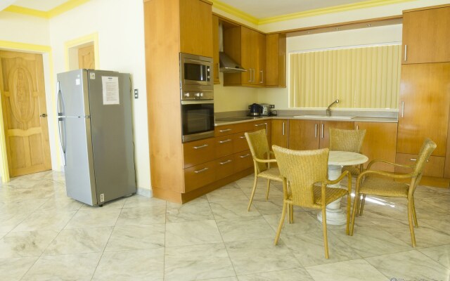Lingganay Boracay Hotel Resort