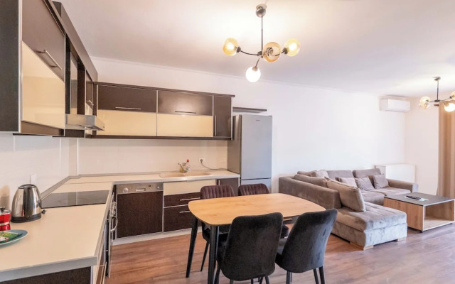 Tirent Apartment Komuna Parisit 2