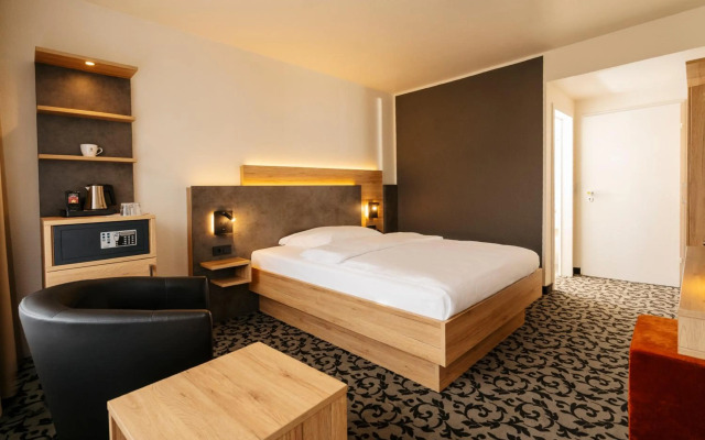 Caravelle Hotel im Park