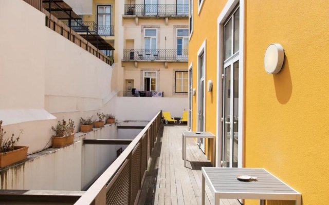Beautiful 3-Story house in Chiado with a 40m² private terrace
