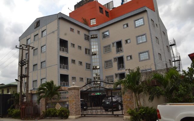 Valley Front Plus Hotel