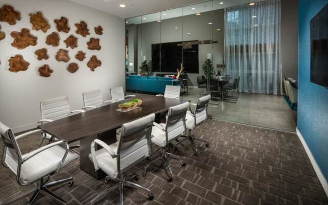 Global Luxury Suites at Koreatown