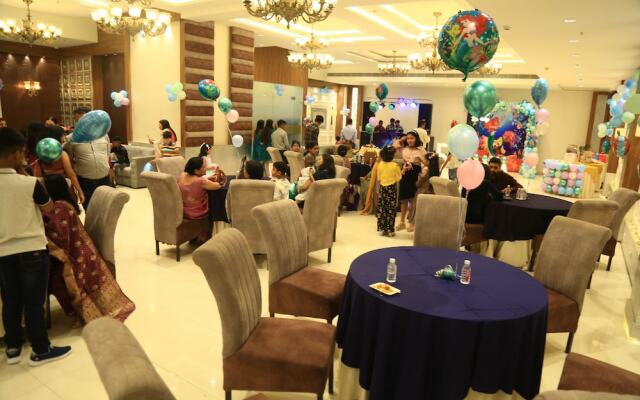 Hotel Sakura by Maps, GURGAON