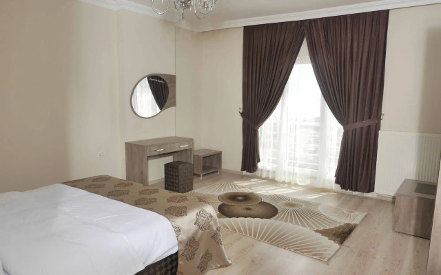Royal Life Residence