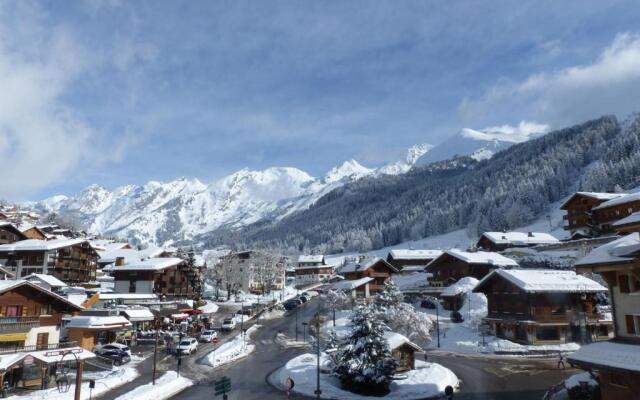 Appartement La Clusaz, 4 pièces, 8 personnes - FR-1-437-3