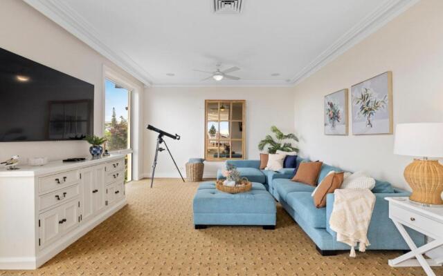 Solitary Views at Sapphire