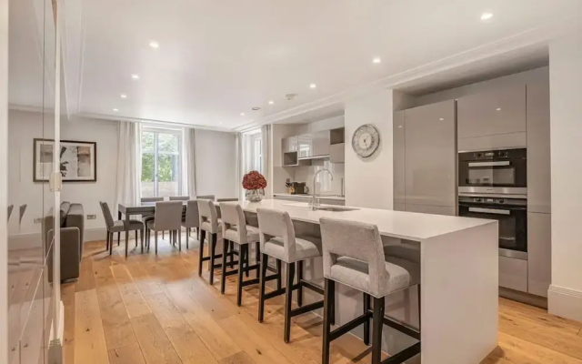 Large Mayfair Home Huge Terrace Concierge