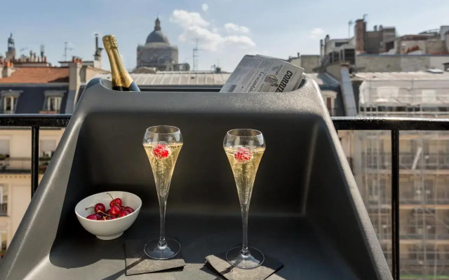 Hotel Les Bulles de Paris