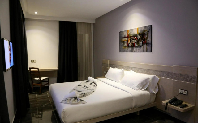 Hotel A44