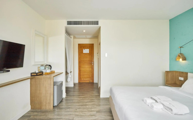 Talay Hotel & Villa