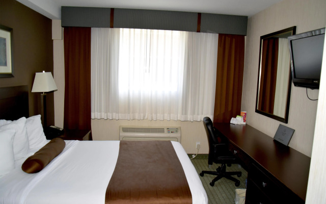 Coast Lethbridge Hotel & Conference Centre