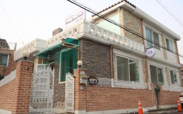 Haeng Gung Chae Guesthouse