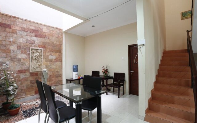 Twin House