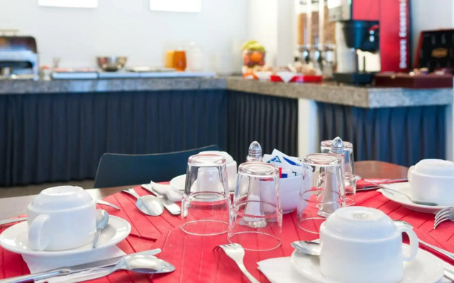 Queen Anne Hotel