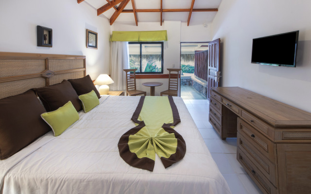 Viva Wyndham Dominicus Beach Resort — All Inclusive